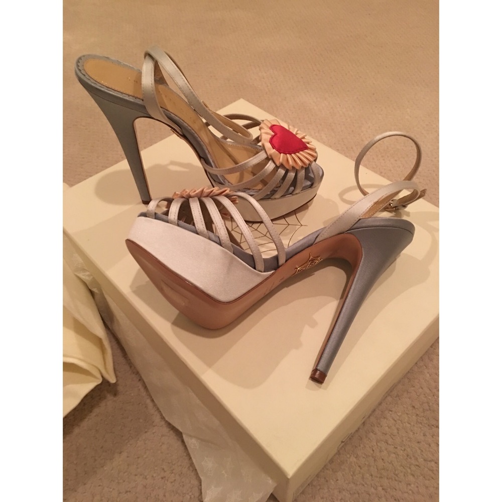 Sandals Forever Platform